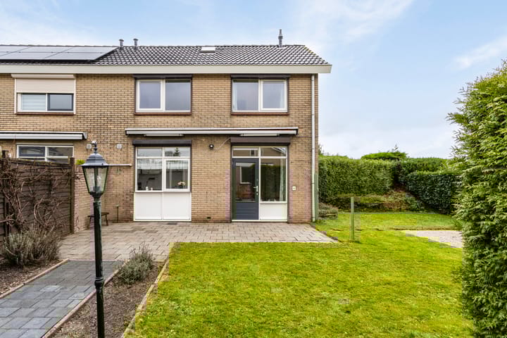 Foto 32 van Willem Alexanderstraat 21