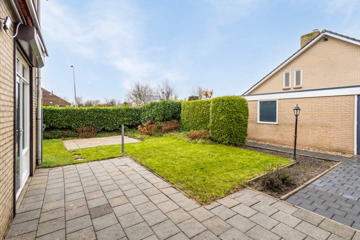 Foto 33 van Willem Alexanderstraat 21