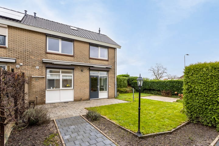 Foto 35 van Willem Alexanderstraat 21