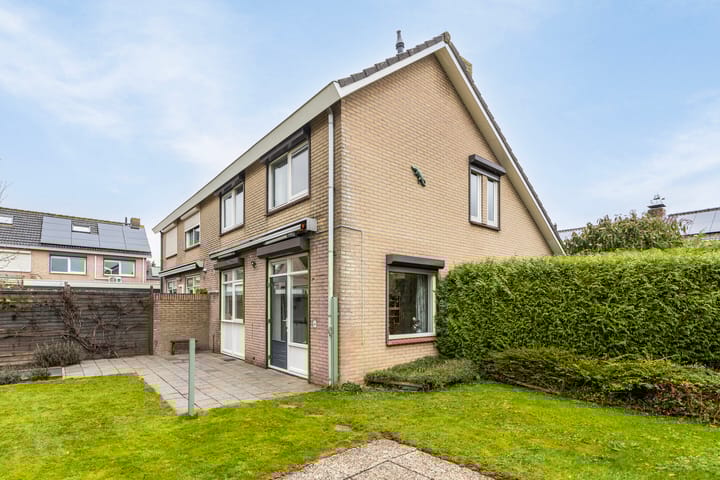 Foto 36 van Willem Alexanderstraat 21