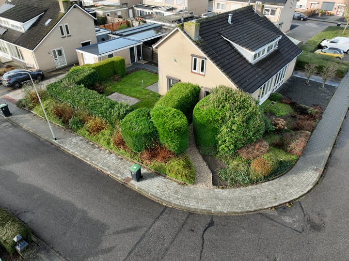 Foto 37 van Willem Alexanderstraat 21