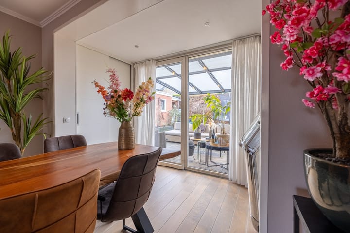 Photo 12 of Wittejufferstraat 15