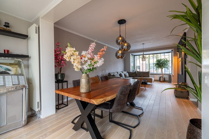 Photo 13 of Wittejufferstraat 15