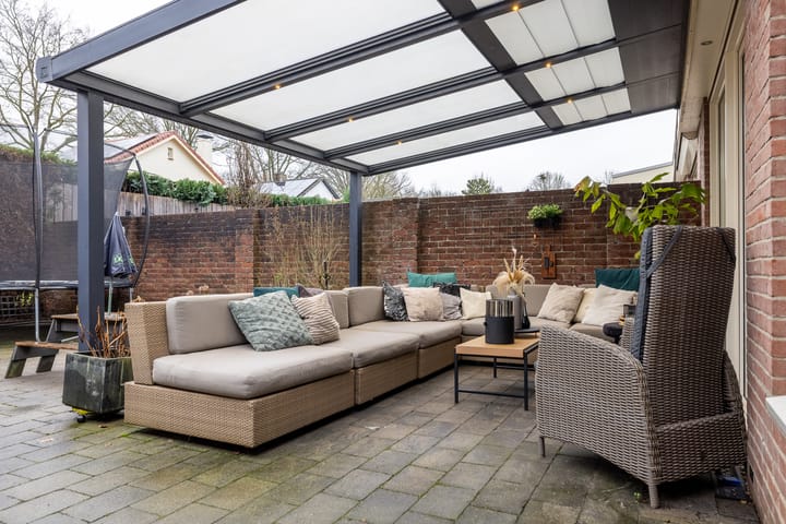 Photo 24 of Wittejufferstraat 15