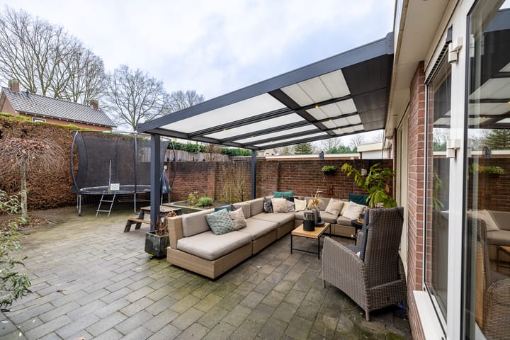 Photo 28 of Wittejufferstraat 15