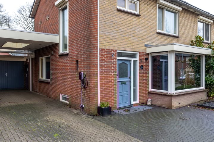 Photo 31 of Wittejufferstraat 15