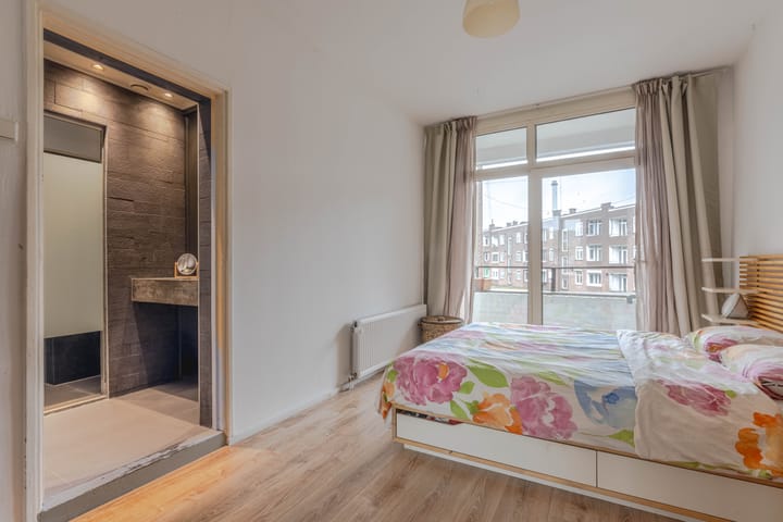 Foto 11 van Wolphaertsbocht 264-B