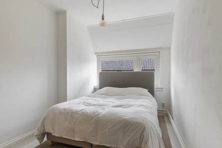 Foto 15 van Cornelis Frederiksstraat 29