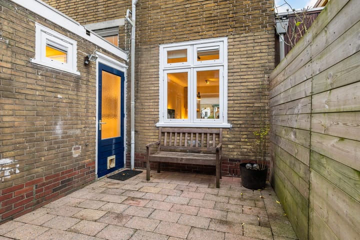 Foto 25 van Cornelis Frederiksstraat 29