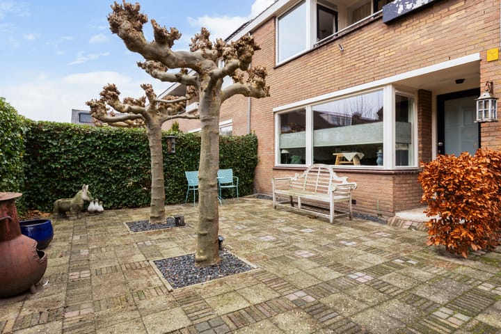 Foto 2 van Bloeme 27