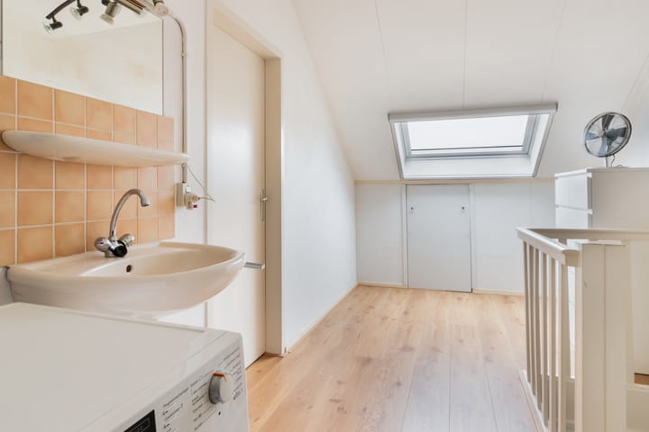 Foto 32 van Bloeme 27