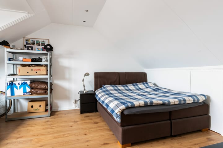 Foto 33 van Bloeme 27