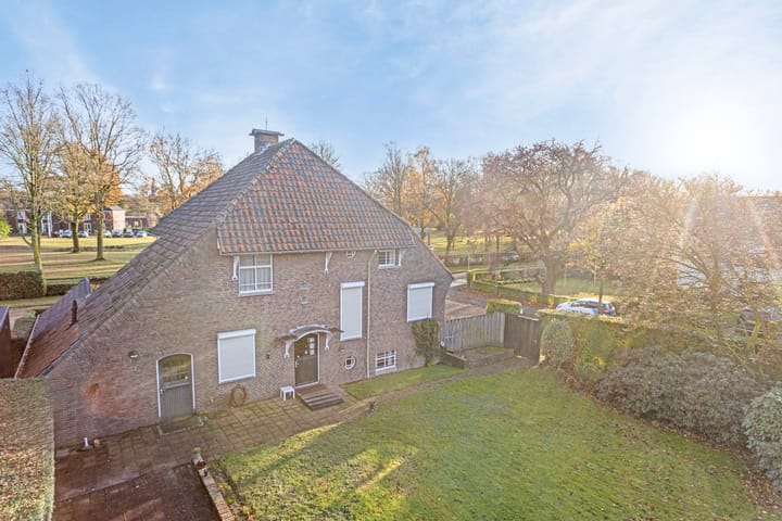 Foto 3 van Min.Charles Ruysstraat 11