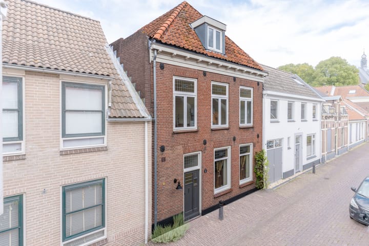 Foto 3 van Burgtstraat 6