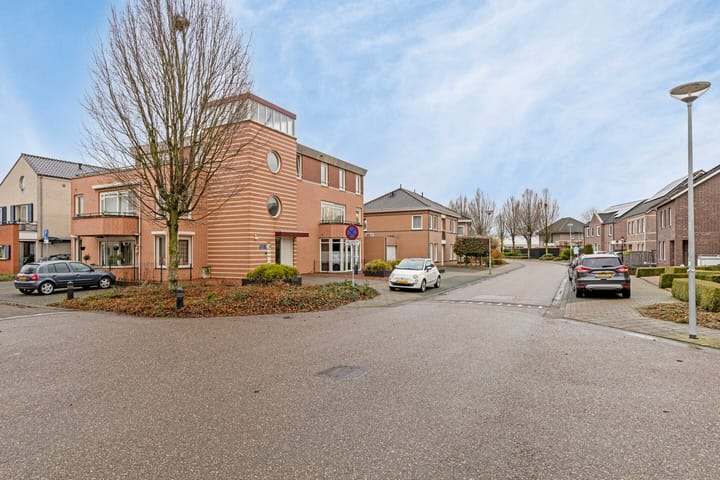 Foto 31 van Harrie Carisstraat 6