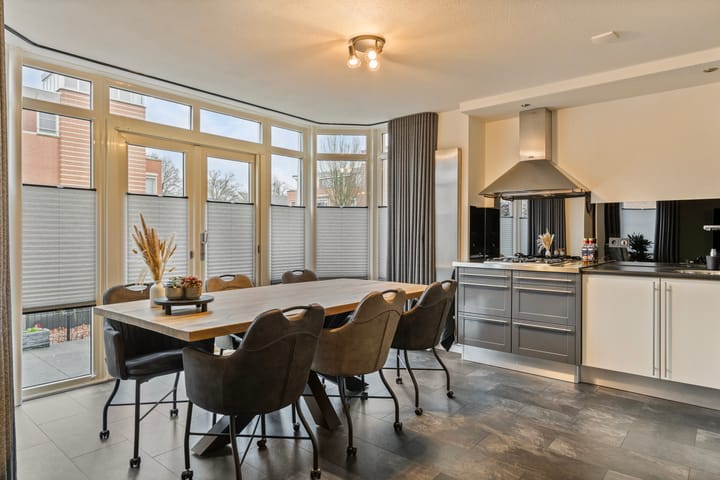 Foto 16 van Harrie Carisstraat 6