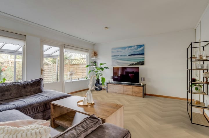 Foto 7 van Zebraspoor 74