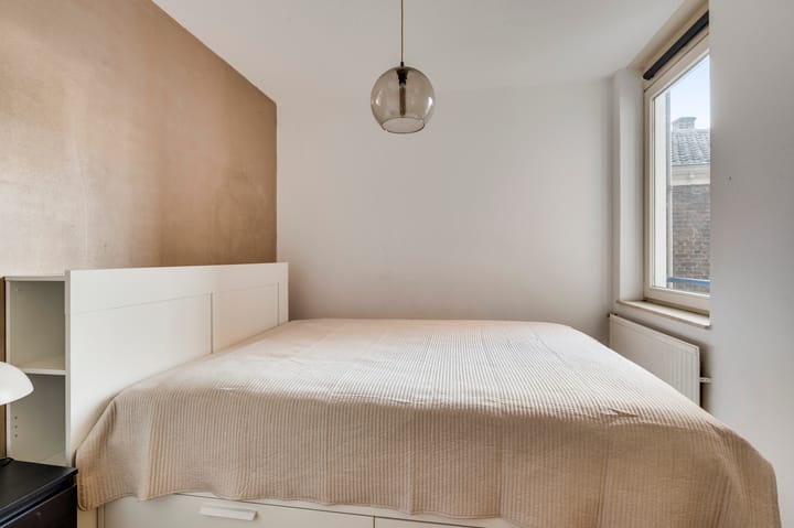 Foto 16 van Akerstraat 12-D