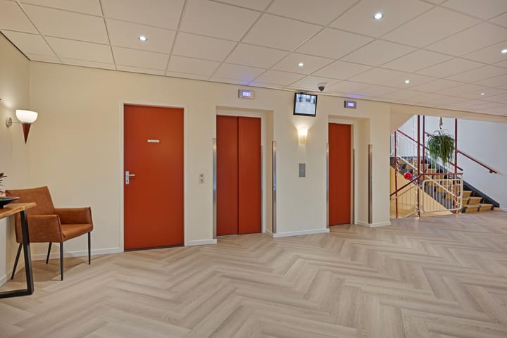 Photo 3 of Arnhemse Bovenweg 12-8