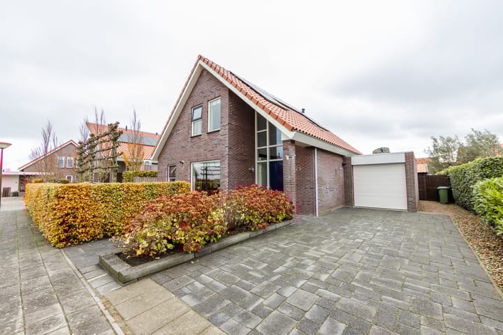 Foto 39 van Wûnsstelling 25