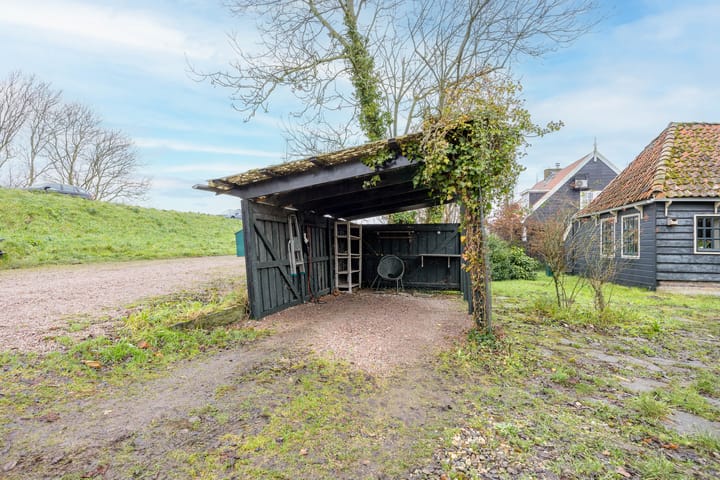 Foto 28 van Nauerna 5