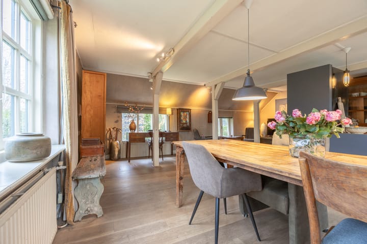 Foto 6 van Nauerna 5