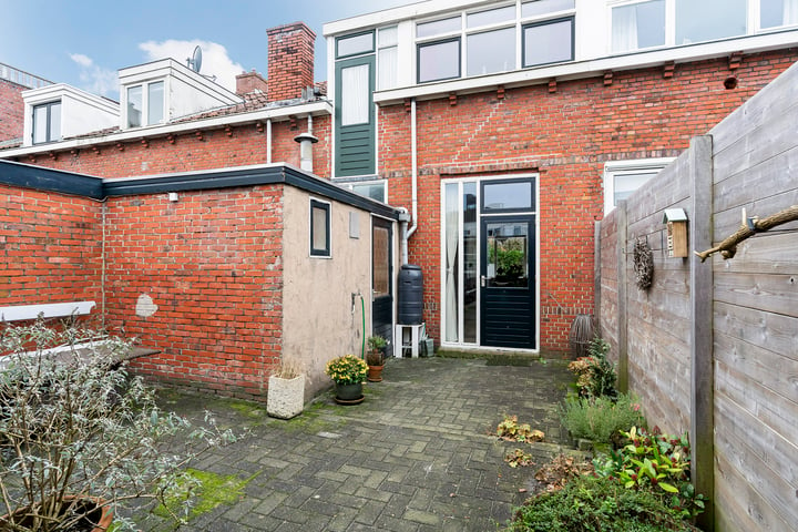 Bekijk foto 37 van Leeuwarderstraat 26