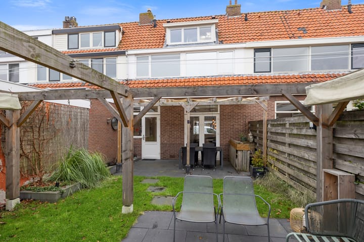 Foto 27 van Prof. Zeemanstraat 21