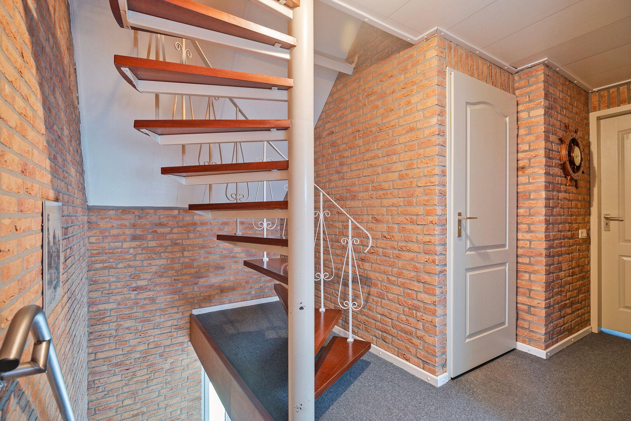 Photo 39 of Tipweg 72