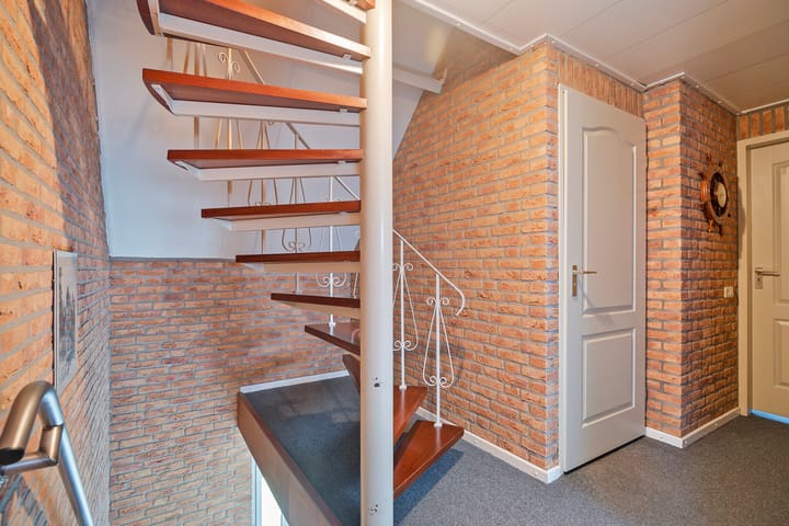 Photo 39 of Tipweg 72