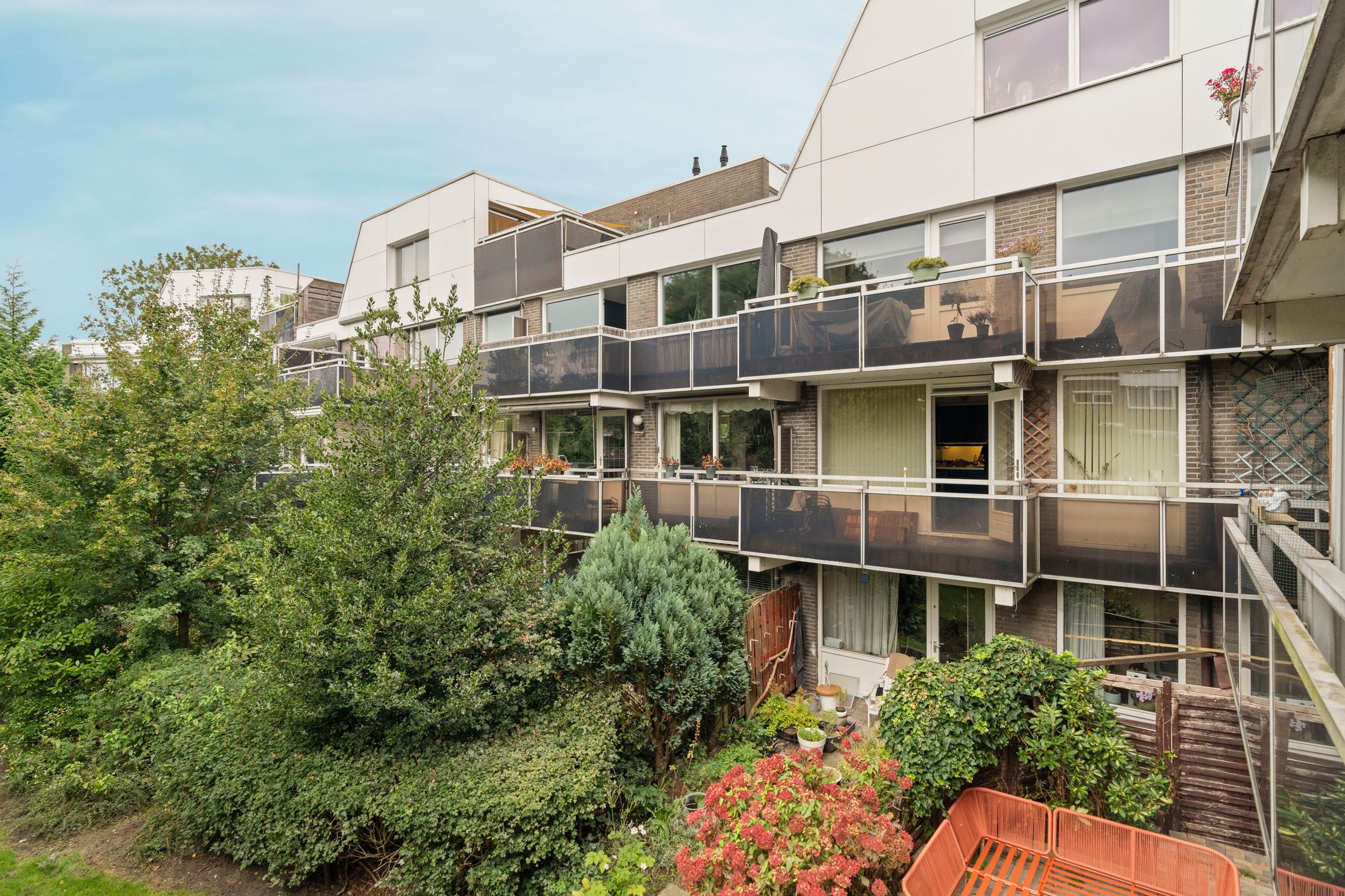 Foto 30 van Michaëlplein 130