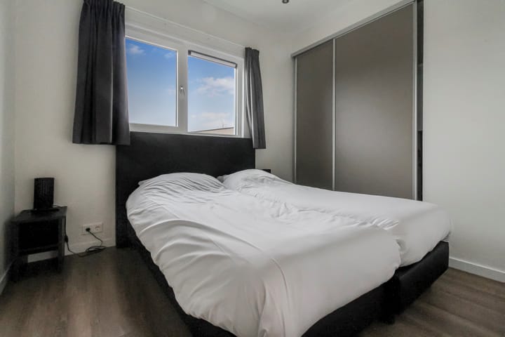 Photo 10 of Valkenburgerweg 128-561