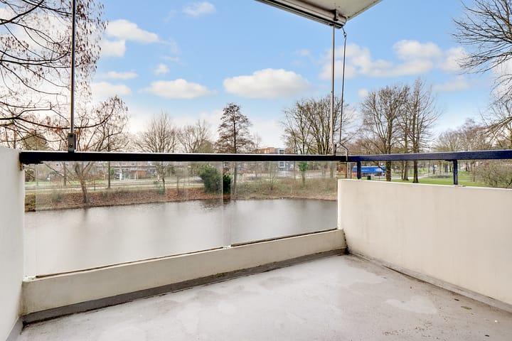 Foto 12 van Veenbesstraat 6