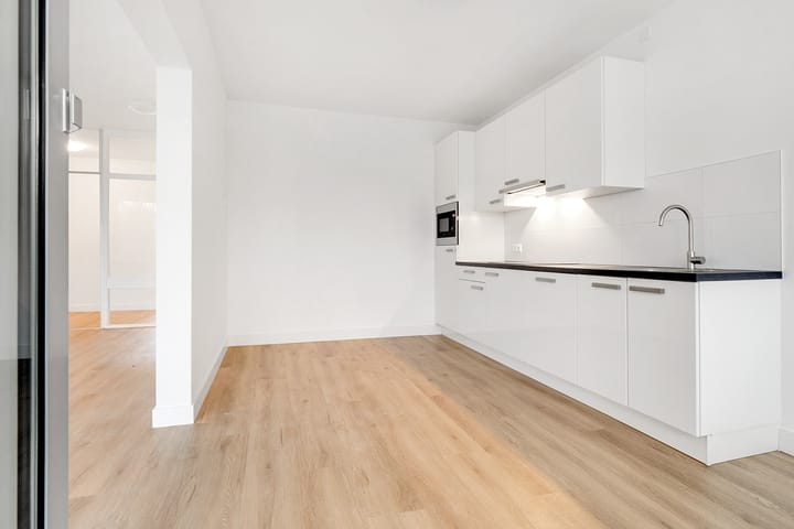 Foto 15 van Veenbesstraat 6