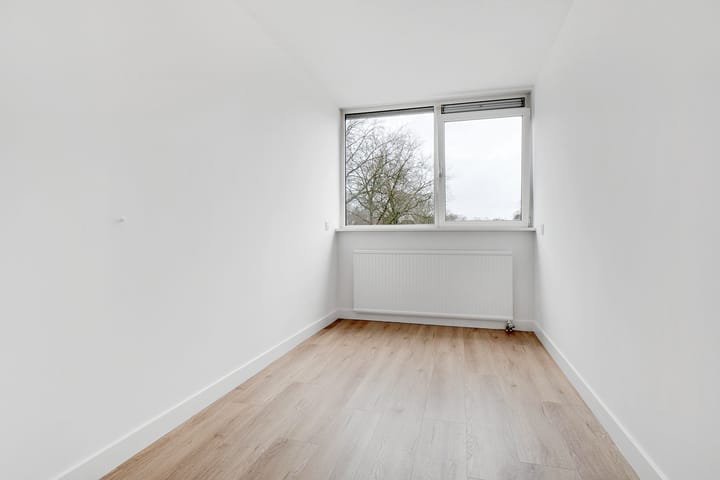 Foto 16 van Veenbesstraat 6