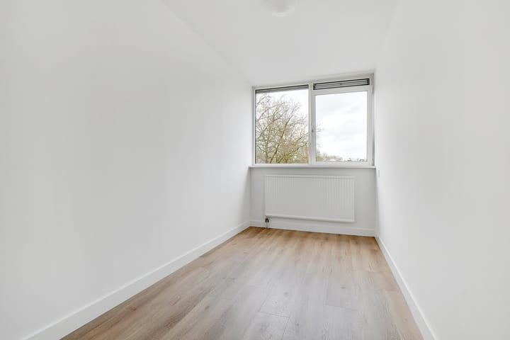 Foto 18 van Veenbesstraat 6