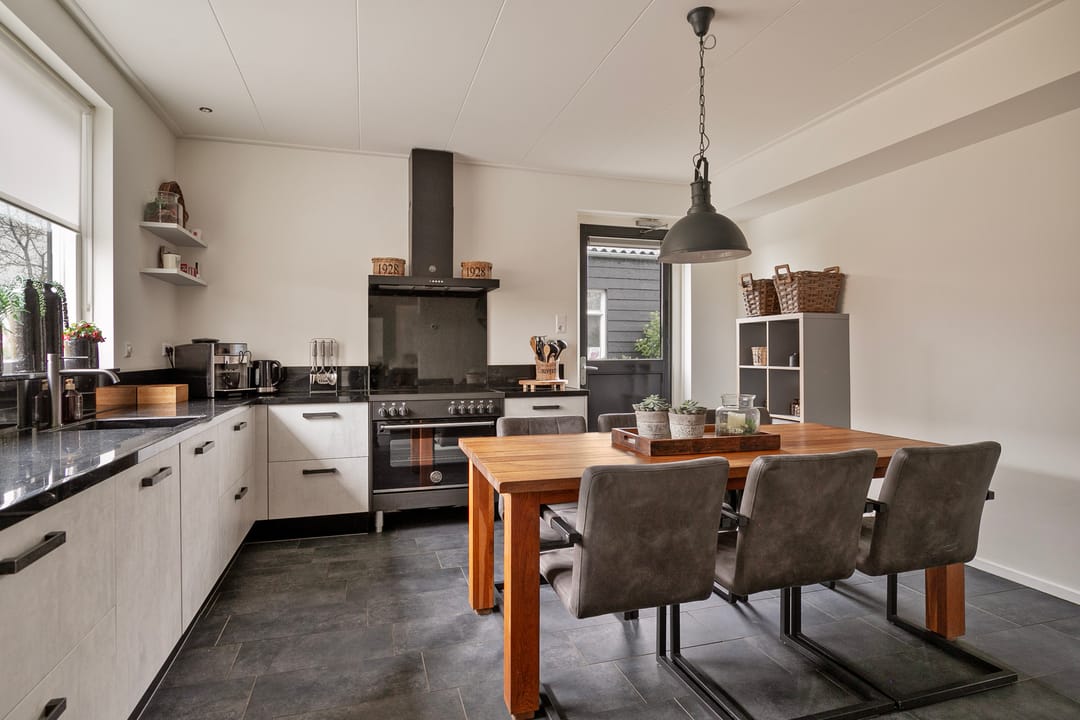 Foto 16 van Zuiderzeestraatweg 330