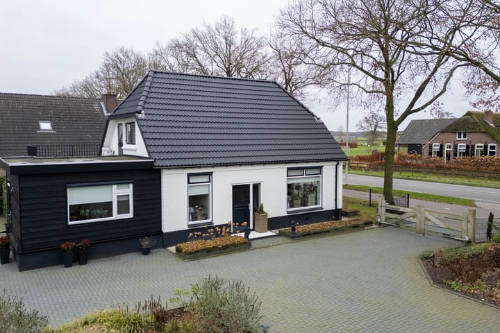 View photo 58 of Zuiderzeestraatweg 330