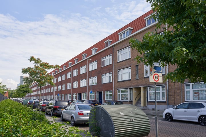 Bekijk foto 1 van Millinxstraat 104-B