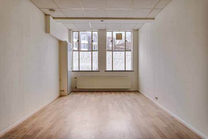 Bekijk foto 5 van Dokter Stavermanstraat 43-A