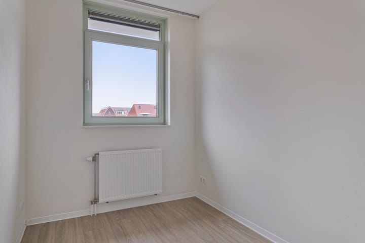 Foto 13 van Maagd 13