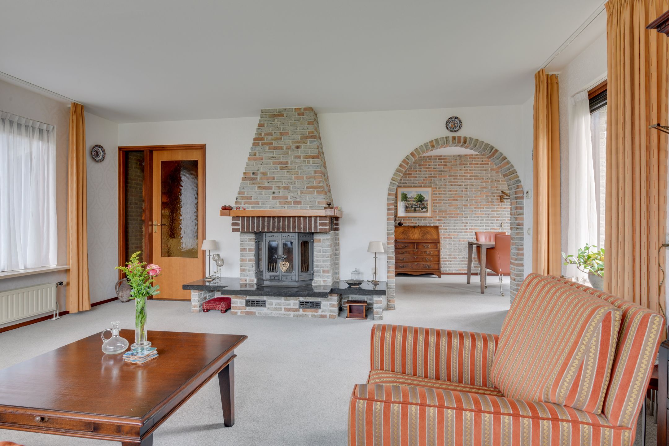 Foto 12 van Leeuwetand 19