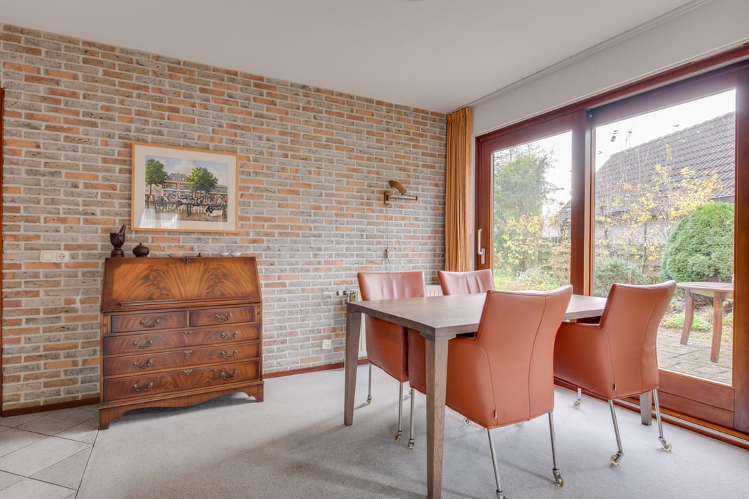 Foto 13 van Leeuwetand 19