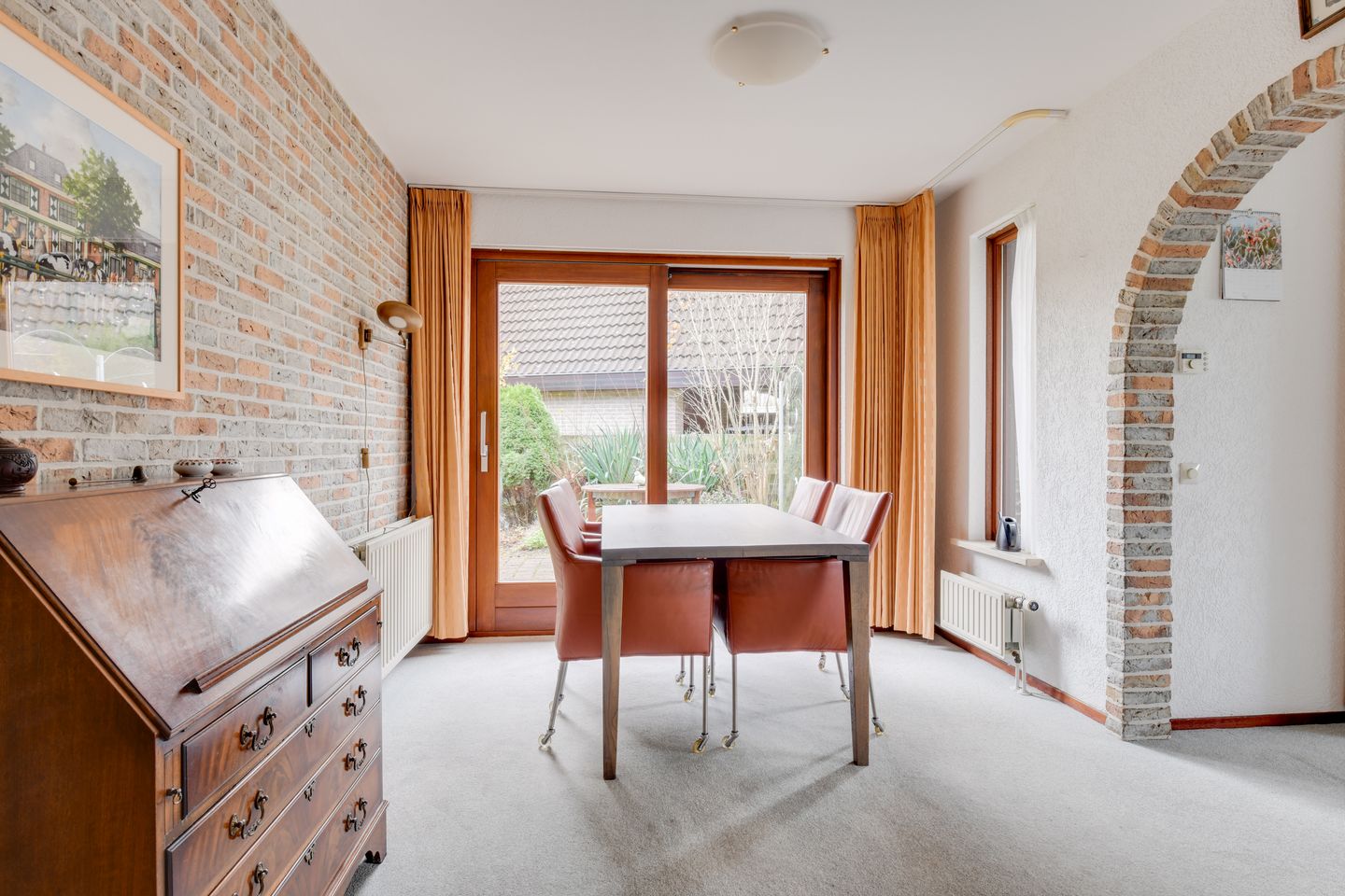 Foto 14 van Leeuwetand 19