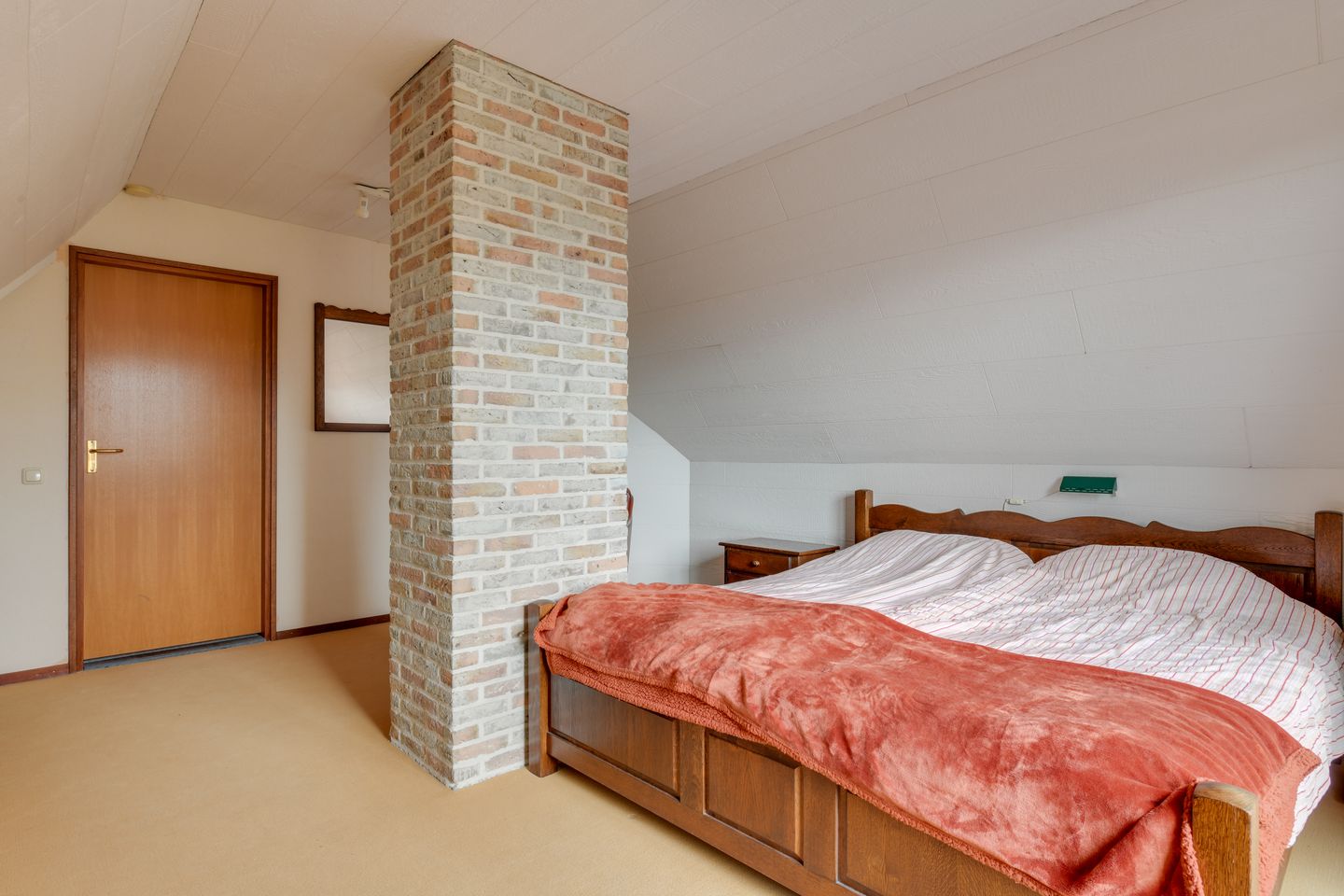 Foto 25 van Leeuwetand 19