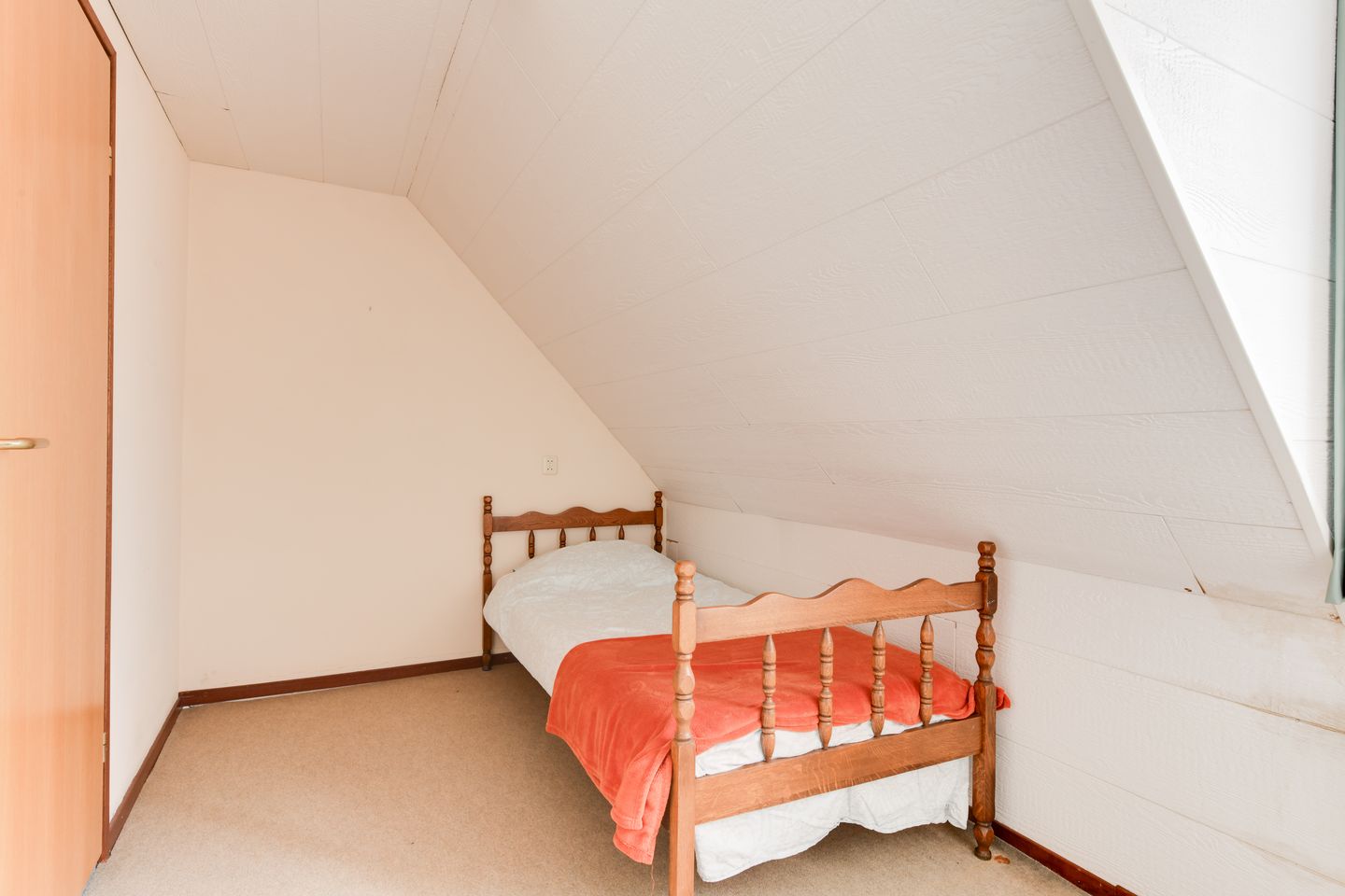 Foto 34 van Leeuwetand 19