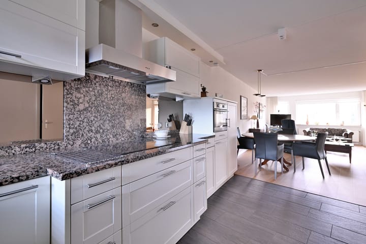 Foto 13 van Vlinderparkweg 68