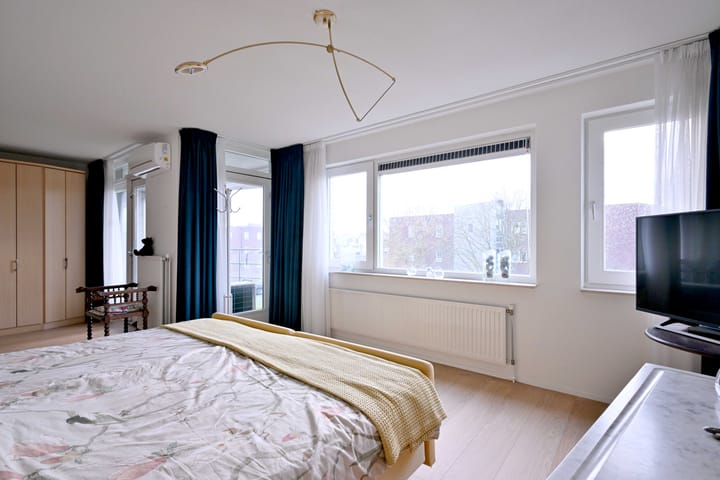 Foto 24 van Vlinderparkweg 68