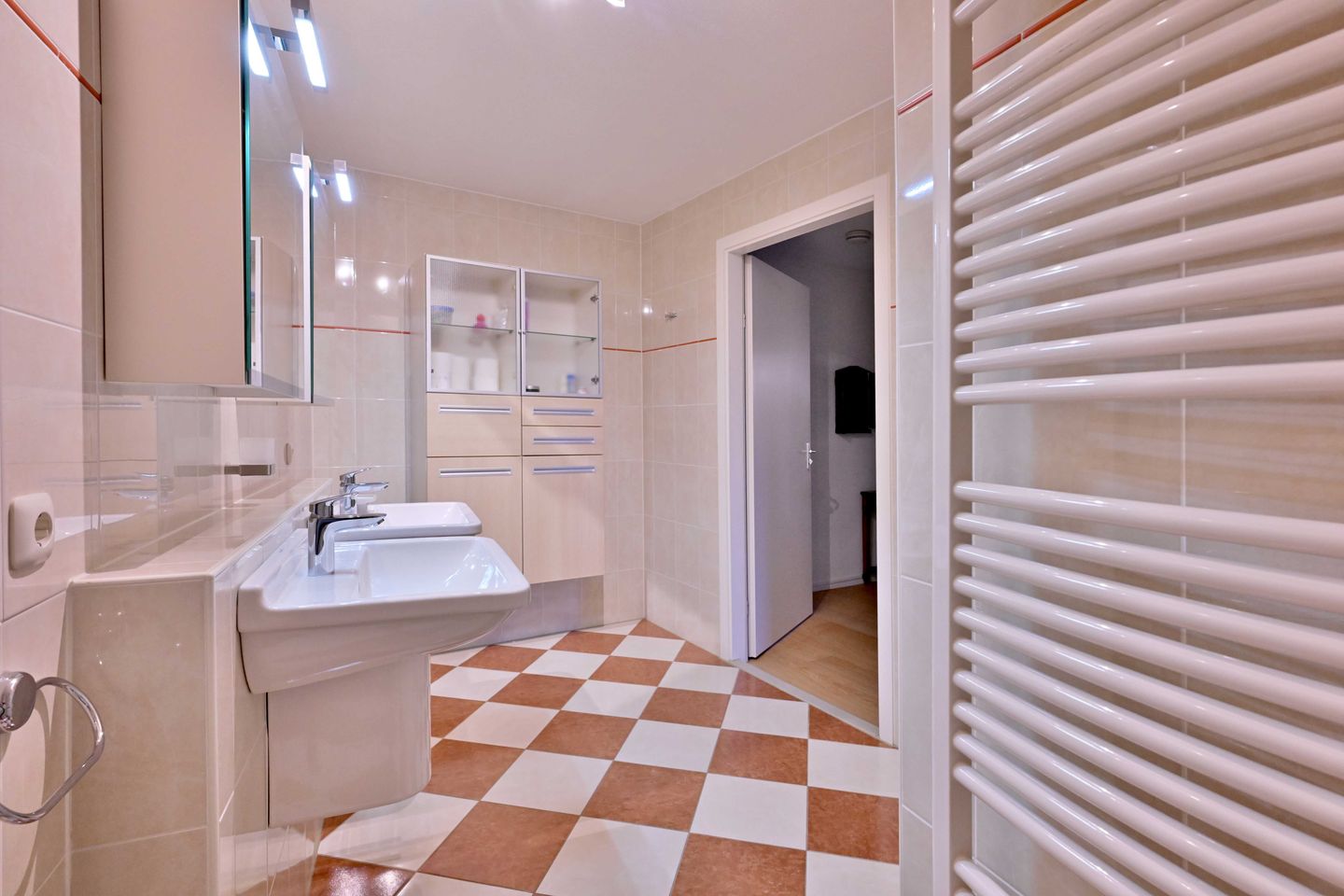 Photo 29 of Vlinderparkweg 68