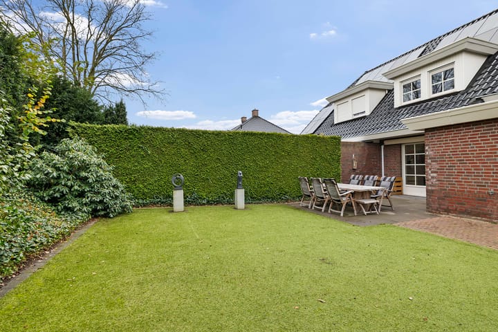 Foto 32 van De Linden 9